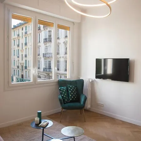 Apartamento Beautiful In The Heart Of Niza